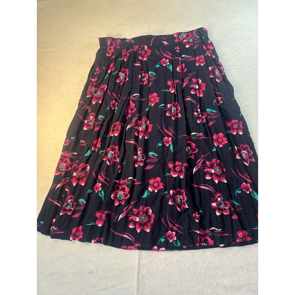 Sag Harbor Skirt Womens XL‎ Navy Floral Peasant Boho Festival Flower Cottagecore